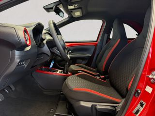 Voertuigafbeelding 7