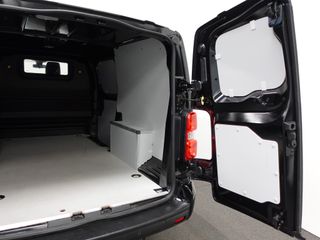 Voertuigafbeelding 31