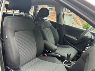 Voertuigafbeelding 6