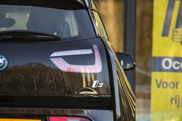 Voertuigafbeelding 6