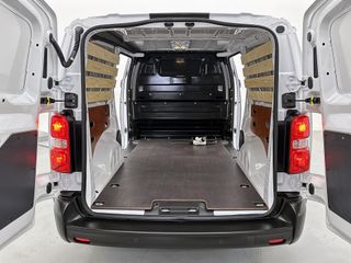 Voertuigafbeelding 11