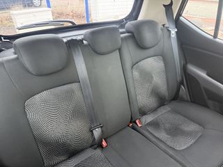 Voertuigafbeelding 22