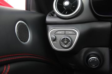 Voertuigafbeelding 24