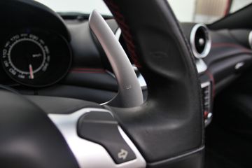 Voertuigafbeelding 36