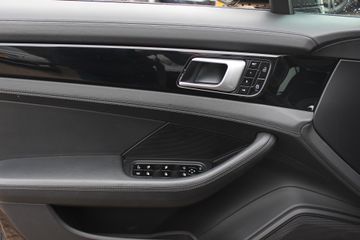 Voertuigafbeelding 38