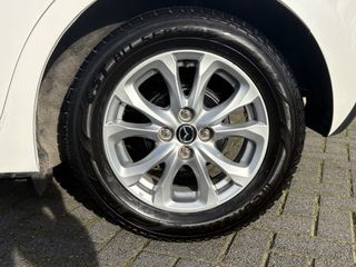 Voertuigafbeelding 9