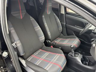 Voertuigafbeelding 18