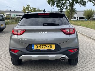 Voertuigafbeelding 6