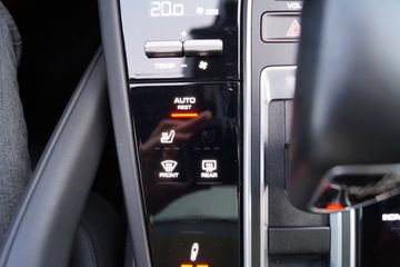 Voertuigafbeelding 25