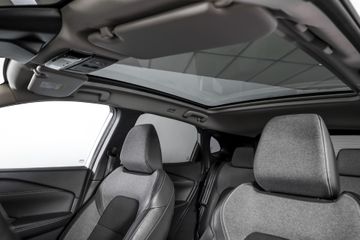 Voertuigafbeelding 6