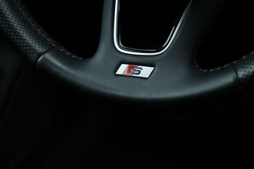 Voertuigafbeelding 27