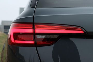 Voertuigafbeelding 7