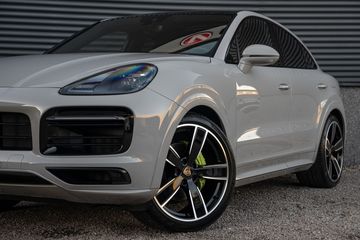 Voertuigafbeelding 2