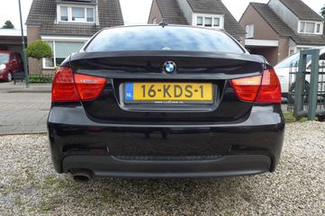 Voertuigafbeelding 2