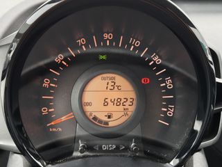 Voertuigafbeelding 8