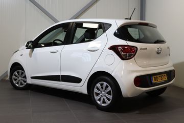 Voertuigafbeelding 3