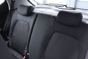 Voertuigafbeelding 32