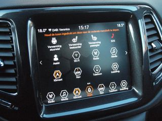 Voertuigafbeelding 16