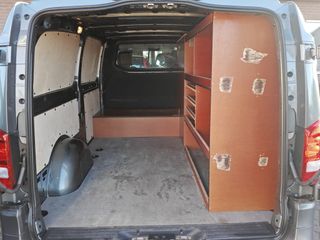 Voertuigafbeelding 12