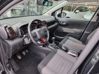 Voertuigafbeelding 12