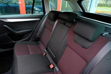 Voertuigafbeelding 31