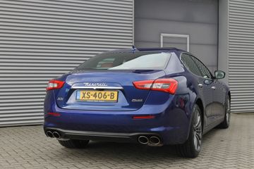 Voertuigafbeelding 3