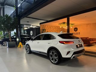 Voertuigafbeelding 2