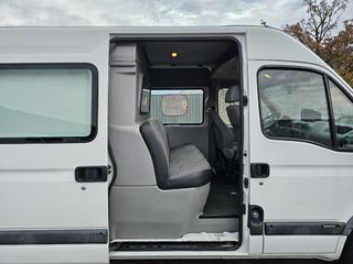 Voertuigafbeelding 16