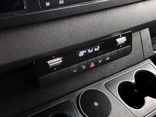 Voertuigafbeelding 8