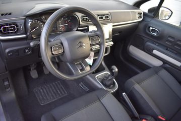 Voertuigafbeelding 10