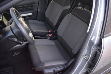 Voertuigafbeelding 11