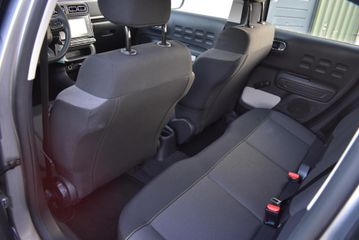 Voertuigafbeelding 12