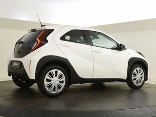 Voertuigafbeelding 4