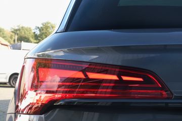 Voertuigafbeelding 12