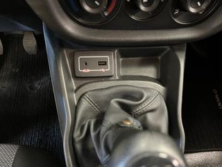 Voertuigafbeelding 16