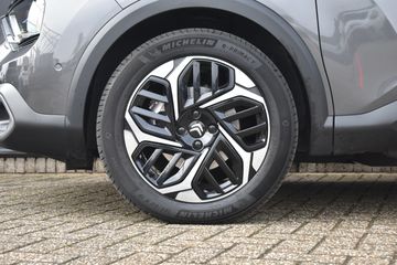 Voertuigafbeelding 26