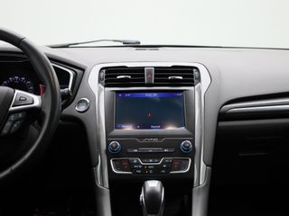 Voertuigafbeelding 8