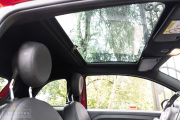 Voertuigafbeelding 3