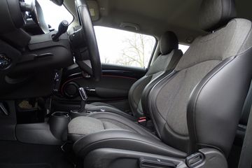 Voertuigafbeelding 12