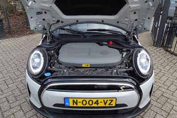 Voertuigafbeelding 30