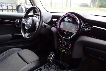 Voertuigafbeelding 8