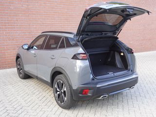 Voertuigafbeelding 8