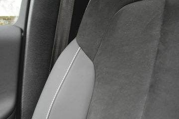 Voertuigafbeelding 26