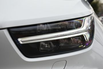 Voertuigafbeelding 9