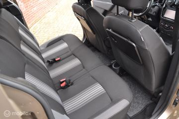 Voertuigafbeelding 42