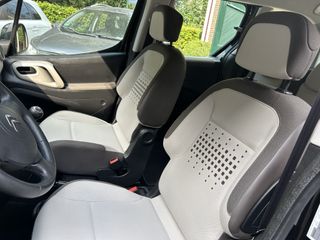 Voertuigafbeelding 18