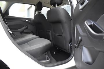 Voertuigafbeelding 32