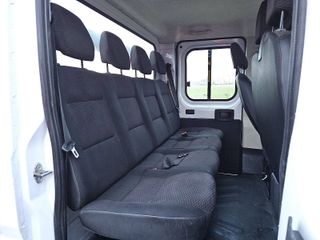 Voertuigafbeelding 12