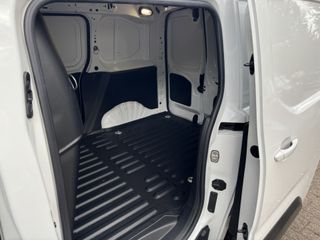 Voertuigafbeelding 17