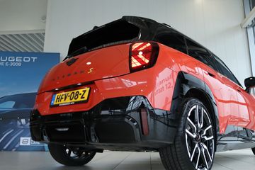 Voertuigafbeelding 12